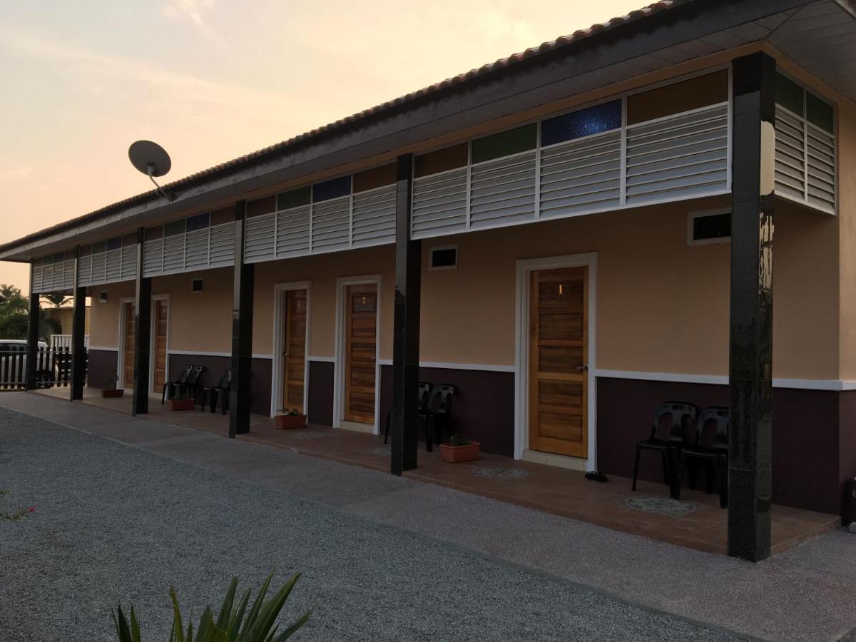 D' Village Cottage Pantai Cenang  Exterior foto